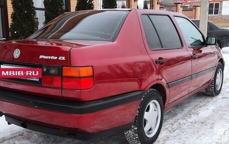 Volkswagen Vento, 1994 год, 225 000 рублей, 4 фотография