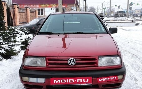 Volkswagen Vento, 1994 год, 225 000 рублей, 2 фотография