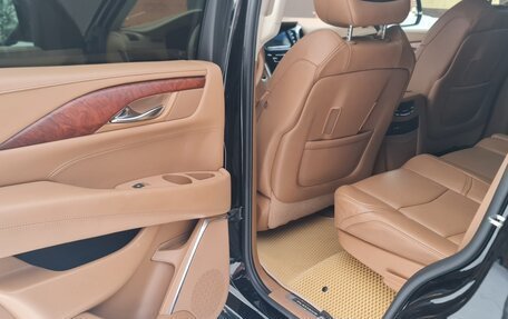 Cadillac Escalade IV, 2015 год, 5 750 000 рублей, 16 фотография