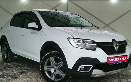 Renault Logan II, 2020 год, 1 395 000 рублей, 2 фотография
