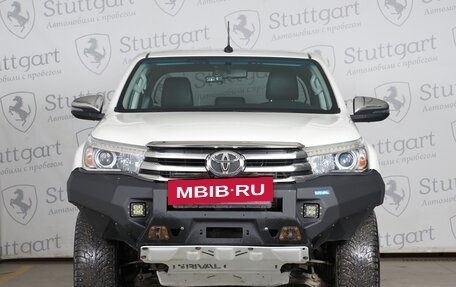 Toyota Hilux VIII, 2018 год, 3 900 000 рублей, 2 фотография