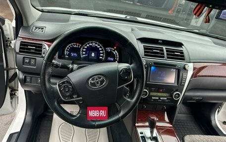 Toyota Camry, 2013 год, 1 650 000 рублей, 8 фотография