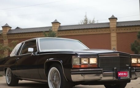 Cadillac DeVille VI, 1984 год, 20 000 000 рублей, 2 фотография
