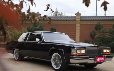 Cadillac DeVille VI, 1984 год, 20 000 000 рублей, 6 фотография