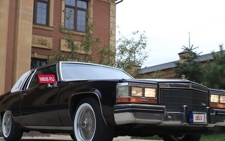 Cadillac DeVille VI, 1984 год, 20 000 000 рублей, 10 фотография