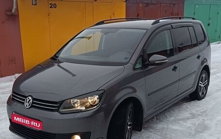 Volkswagen Touran III, 2012 год, 1 290 000 рублей, 13 фотография