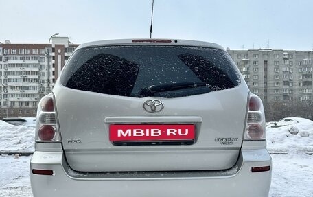 Toyota Corolla Verso I, 2008 год, 990 000 рублей, 3 фотография