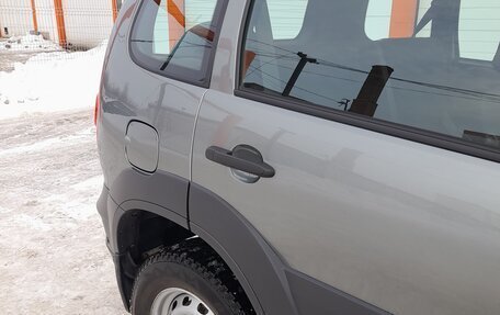 Chevrolet Niva I рестайлинг, 2019 год, 1 150 000 рублей, 12 фотография
