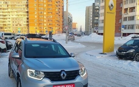 Renault Duster, 2022 год, 2 400 000 рублей, 1 фотография