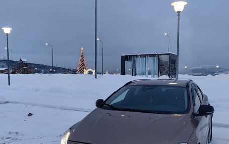 Volvo V40 II рестайлинг, 2013 год, 1 620 000 рублей, 2 фотография