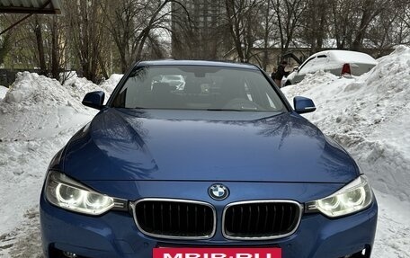 BMW 3 серия, 2012 год, 2 100 000 рублей, 2 фотография