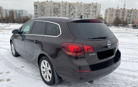 Opel Astra J, 2012 год, 815 000 рублей, 3 фотография