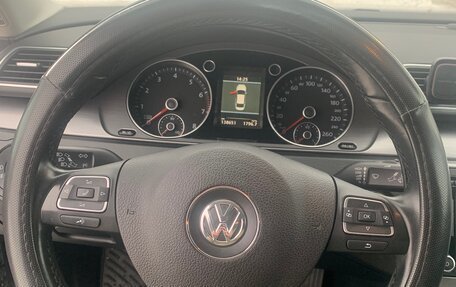 Volkswagen Passat B7, 2012 год, 1 550 000 рублей, 17 фотография