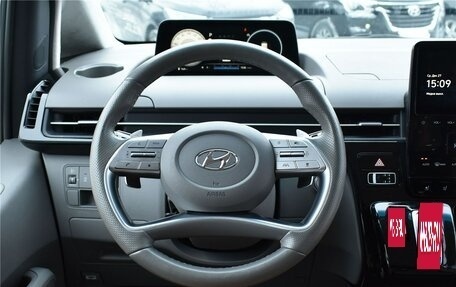 Hyundai Staria, 2021 год, 4 750 000 рублей, 7 фотография
