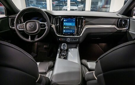 Volvo S60 III, 2023 год, 5 700 000 рублей, 5 фотография
