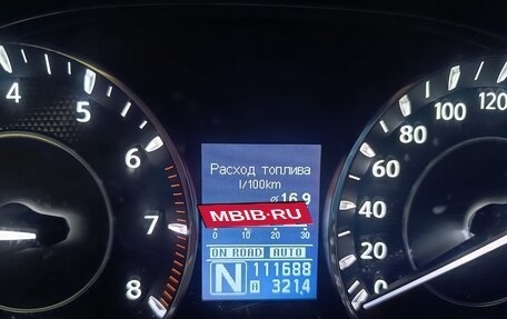 Nissan Patrol, 2011 год, 2 800 000 рублей, 10 фотография