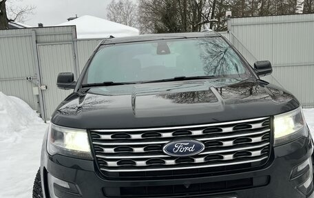 Ford Explorer VI, 2017 год, 3 080 000 рублей, 3 фотография