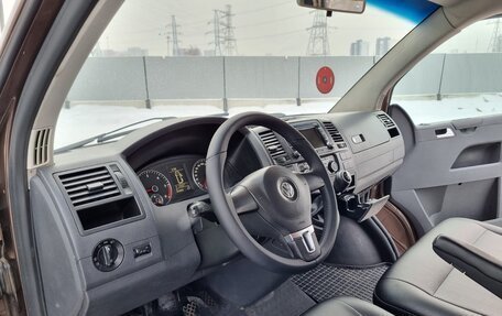 Volkswagen Caravelle T5, 2010 год, 1 600 000 рублей, 5 фотография