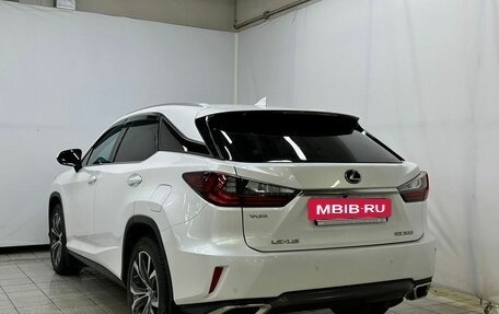 Lexus RX IV рестайлинг, 2018 год, 5 749 000 рублей, 7 фотография