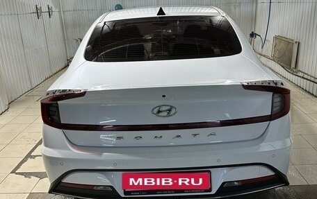 Hyundai Sonata VIII, 2019 год, 2 500 000 рублей, 10 фотография