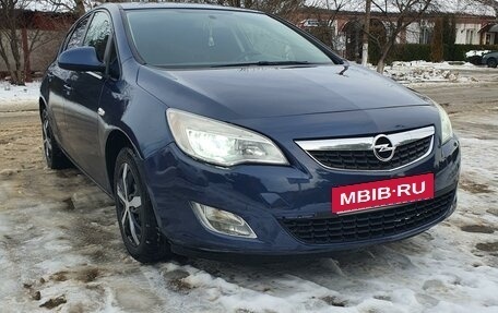 Opel Astra J, 2011 год, 1 100 000 рублей, 3 фотография