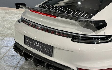 Porsche 911, 2023 год, 37 000 000 рублей, 15 фотография