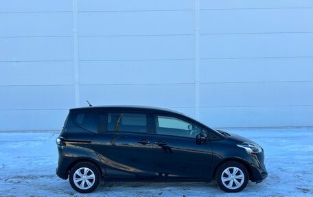 Toyota Sienta II, 2018 год, 1 655 000 рублей, 6 фотография