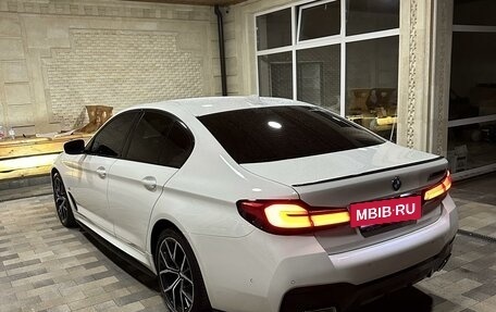 BMW 5 серия, 2021 год, 7 290 000 рублей, 8 фотография