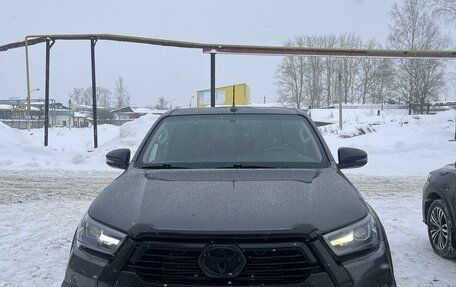 Toyota Hilux VIII, 2018 год, 3 700 000 рублей, 2 фотография