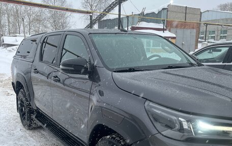 Toyota Hilux VIII, 2018 год, 3 700 000 рублей, 3 фотография