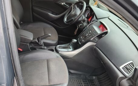 Opel Astra J, 2012 год, 1 150 000 рублей, 11 фотография