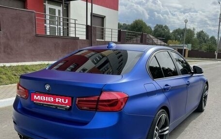 BMW 3 серия, 2017 год, 1 900 000 рублей, 3 фотография