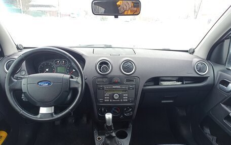 Ford Fusion I, 2006 год, 560 000 рублей, 6 фотография