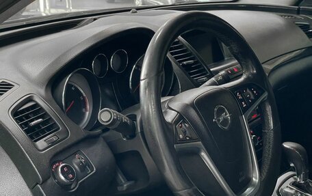 Opel Insignia II рестайлинг, 2011 год, 970 000 рублей, 11 фотография