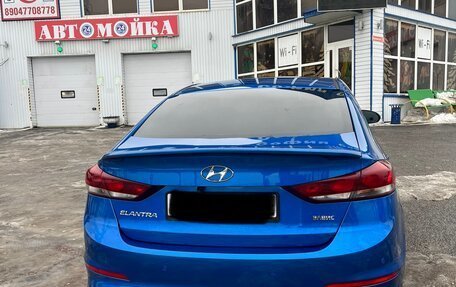 Hyundai Elantra VI рестайлинг, 2016 год, 1 400 000 рублей, 3 фотография