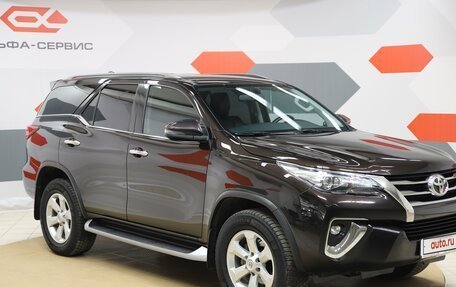 Toyota Fortuner II, 2017 год, 2 790 000 рублей, 3 фотография