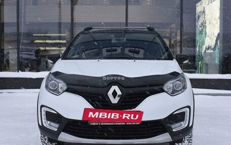 Renault Kaptur I рестайлинг, 2018 год, 1 825 000 рублей, 2 фотография