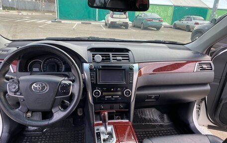 Toyota Camry, 2014 год, 1 995 000 рублей, 14 фотография