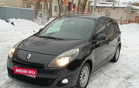 Renault Scenic III, 2010 год, 870 000 рублей, 2 фотография
