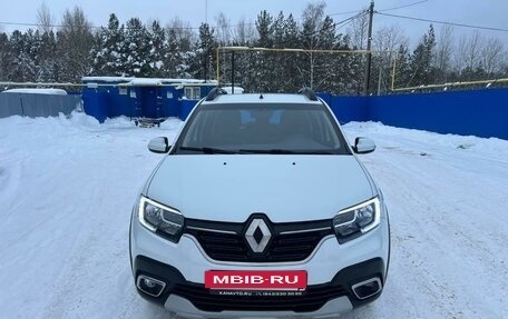 Renault Sandero II рестайлинг, 2019 год, 980 000 рублей, 2 фотография