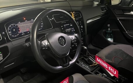 Volkswagen Golf VII, 2018 год, 2 350 000 рублей, 2 фотография