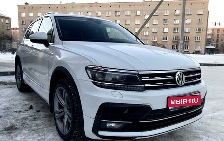 Volkswagen Tiguan II, 2020 год, 3 499 000 рублей, 2 фотография