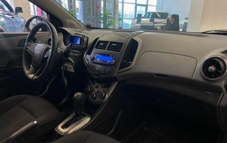 Chevrolet Aveo III, 2013 год, 920 000 рублей, 8 фотография