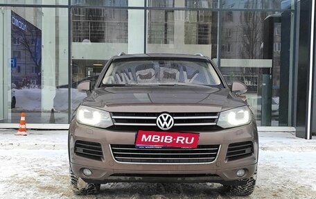 Volkswagen Touareg III, 2013 год, 2 340 000 рублей, 2 фотография