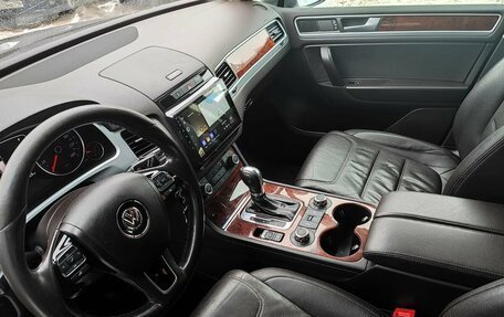 Volkswagen Touareg III, 2013 год, 2 340 000 рублей, 7 фотография