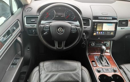 Volkswagen Touareg III, 2013 год, 2 340 000 рублей, 8 фотография