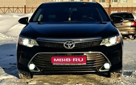 Toyota Camry, 2015 год, 2 310 000 рублей, 3 фотография