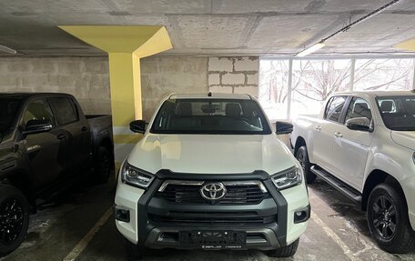 Toyota Hilux VIII, 2022 год, 6 300 000 рублей, 2 фотография
