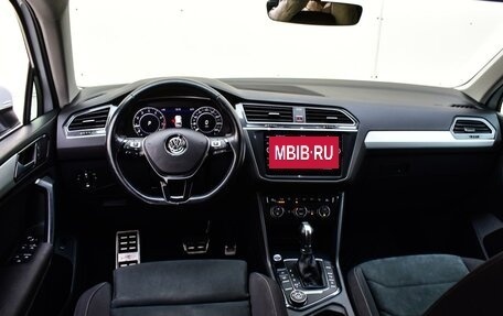 Volkswagen Tiguan II, 2018 год, 3 325 000 рублей, 6 фотография