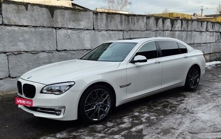 BMW 7 серия, 2012 год, 2 600 000 рублей, 26 фотография
